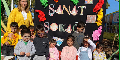 Cumhuriyet İlkokulunda Çocuk Şenliği’ne yoğun ilgi